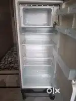LG refrigerator 235 L capacity good running condition