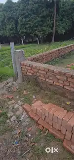Shani mandir ke piche mohalla main jamin hai 14 ft road