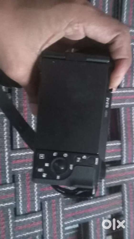 Sony. Zv 10