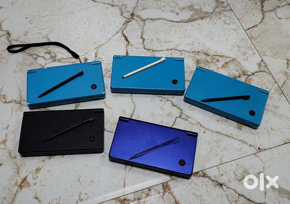 Nintendo DSi – Excellent Condition  Flash Sale ₹4500 Each