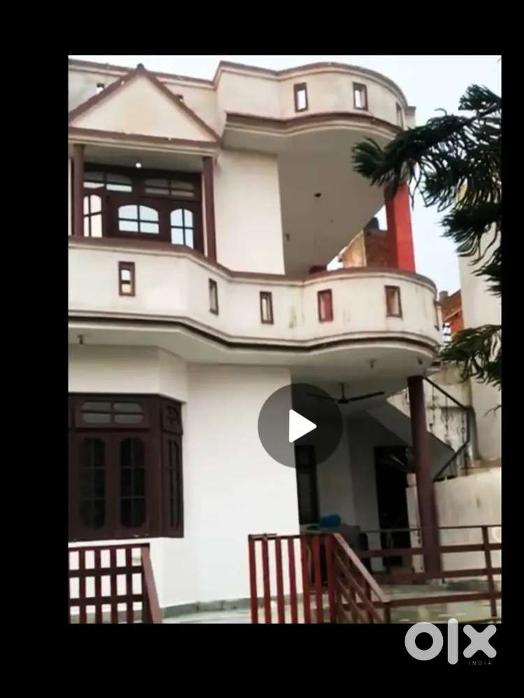 Double storey house in 21 marla with garden and 2 shops