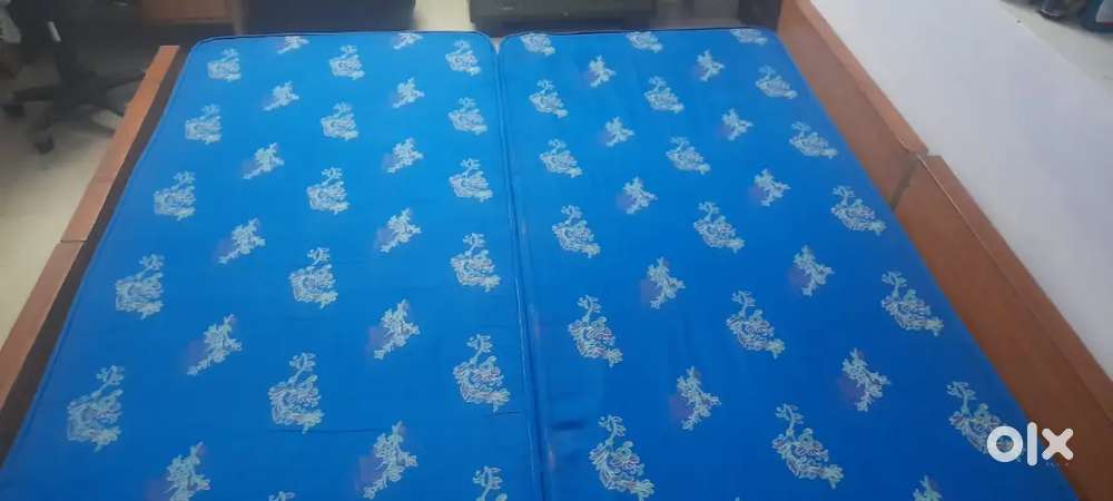 Buy seconf hand double  mattress in good condition
