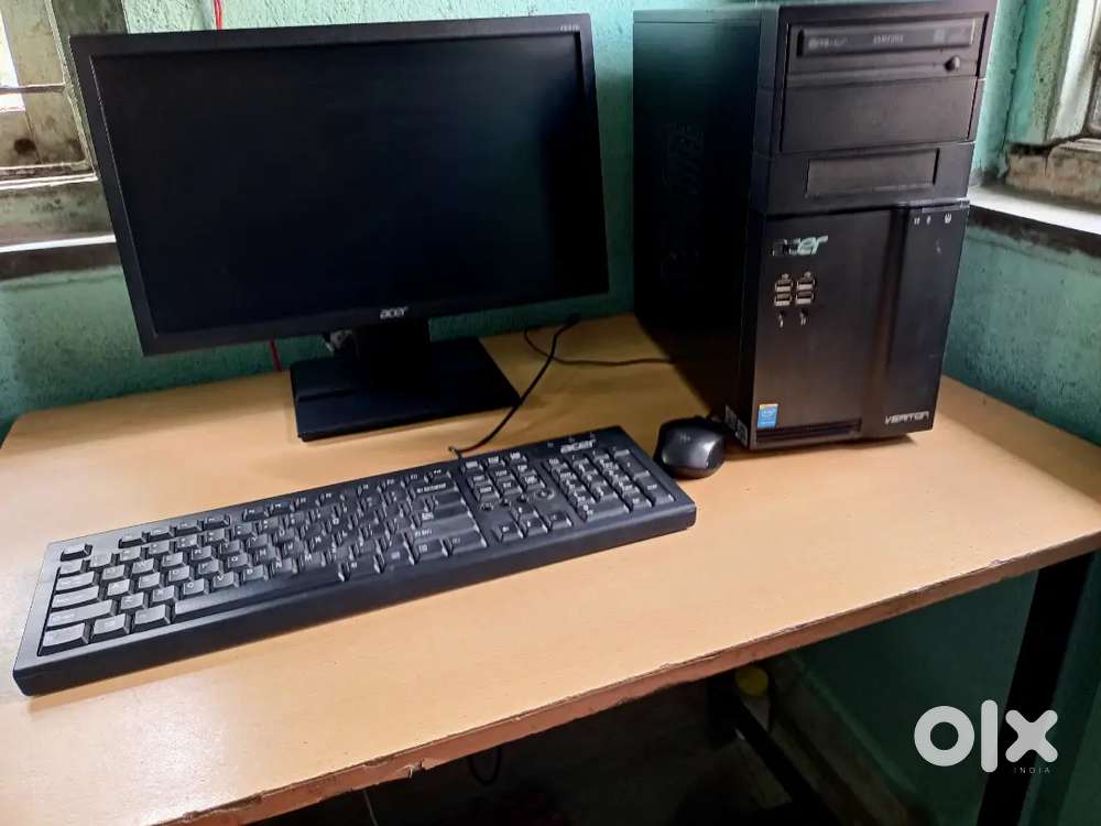 Acer Computer with i3, 256 GB ssd