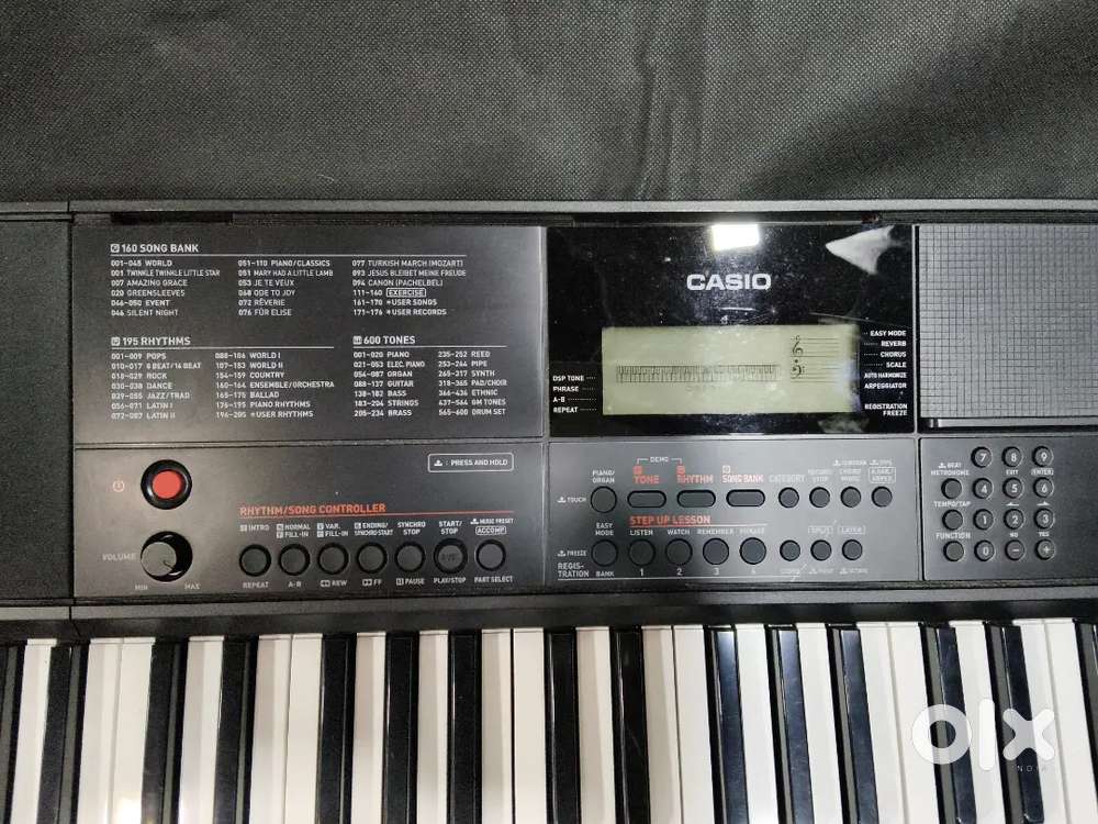 CASIO CT-X700