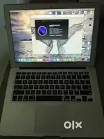 Macbook Air 2017 i5 8GB 128 GB 13” screen