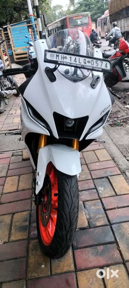 A YAMAHA R15 ABS V4 bike is good condition