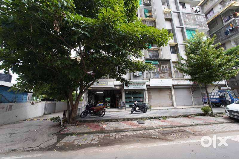 Dharti Saket 1 Shop For Sell in New Ranip