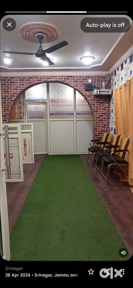 House cum Office available on rent near  JEE ENN Bakery Parraypora