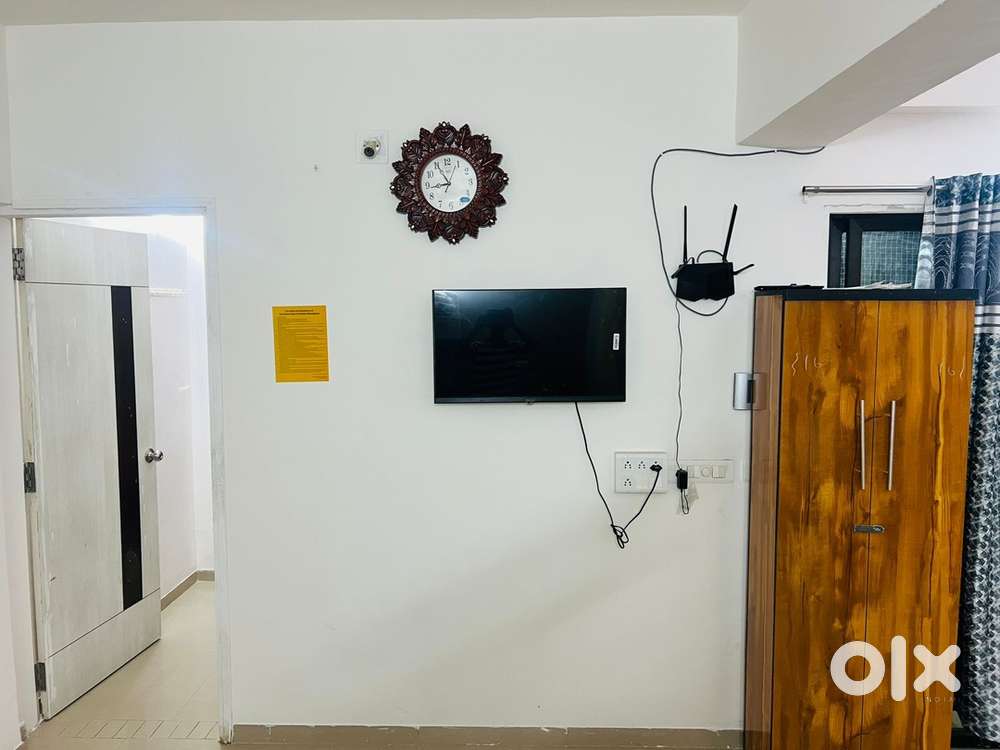 Boys, PG and girls, PG fully funny available, best location