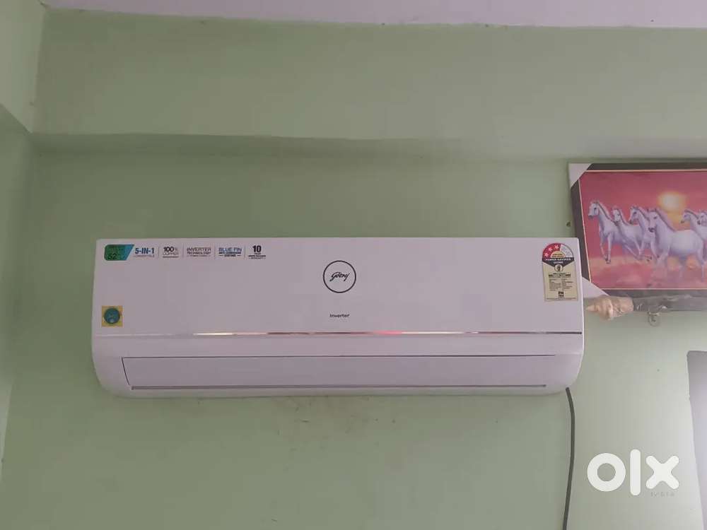 Godrej 1.5 ton 3 star Inverter split AC in excellent condition