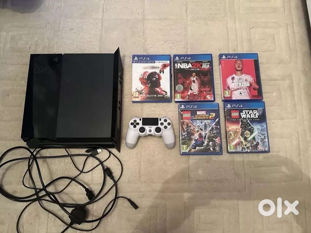 Playstation 4 Console Bundle With 5 Games & Controller 500GB Memory