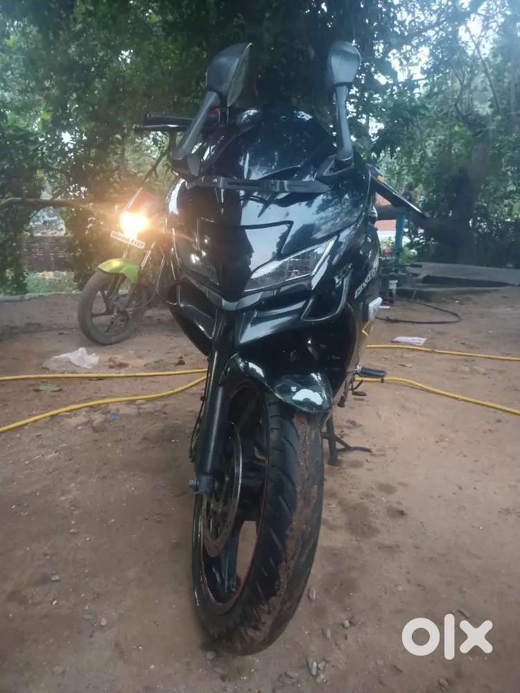 Suzuki gixxer SF 150