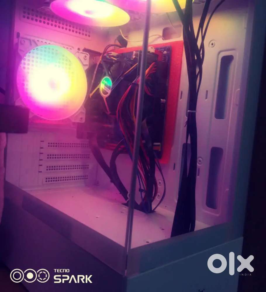 Pc for (urgent sale)