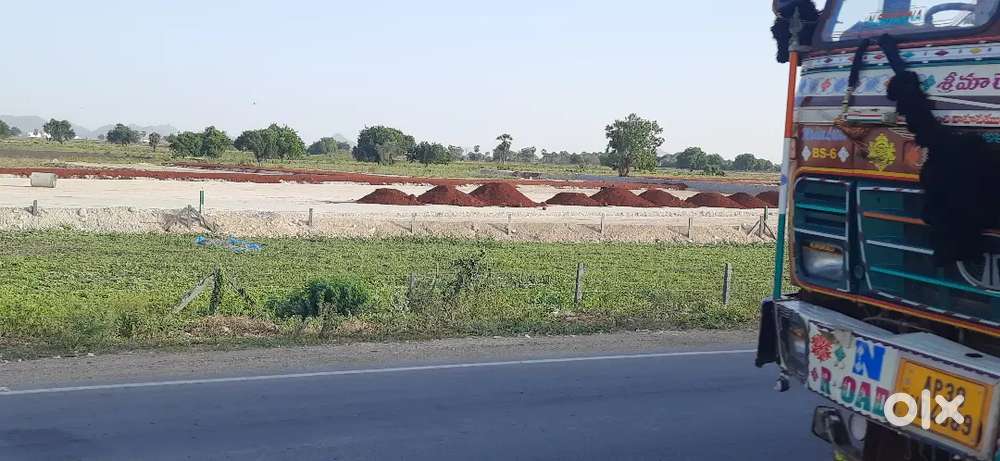 వెంగళాయపాలెం లయోలా స్కూలుకు దగ్గరలో plot