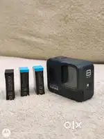 Hero GO PRO 8 with 3 Batteries