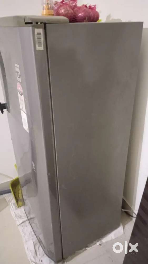 LG 5 Star Fridge in Excellent Condition – Works Perfectly