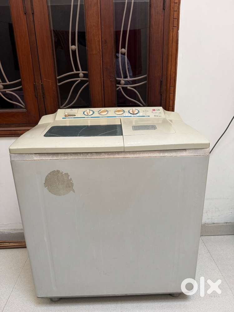 LG 6kg Semi Automatic Washing machine