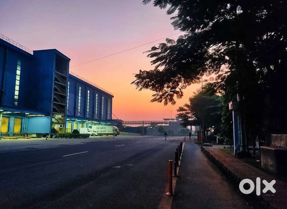 DATA OPRATER IN WAREHOUSE