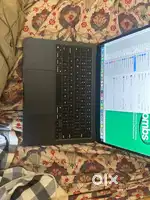 Mac book air 2022 m2 chipwith apple care plus until jun 2026