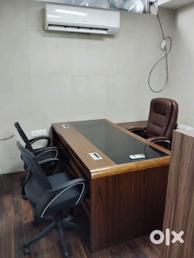 Fully furnished 2 cabin 10 seat