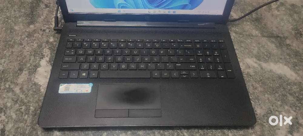 HP Laptop -   8gb - ssd 256gb