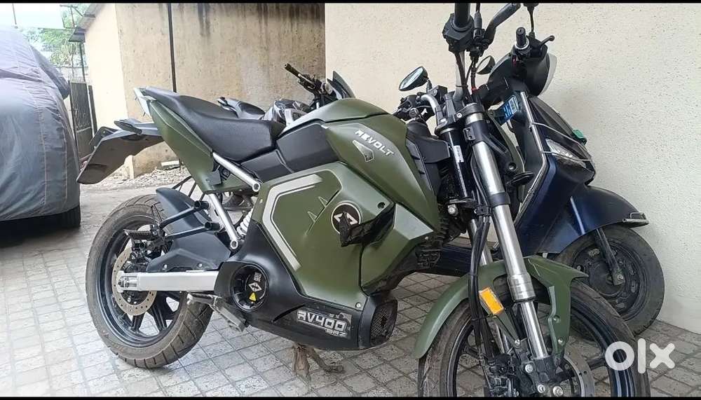 Revolt 400BRZ May.2024