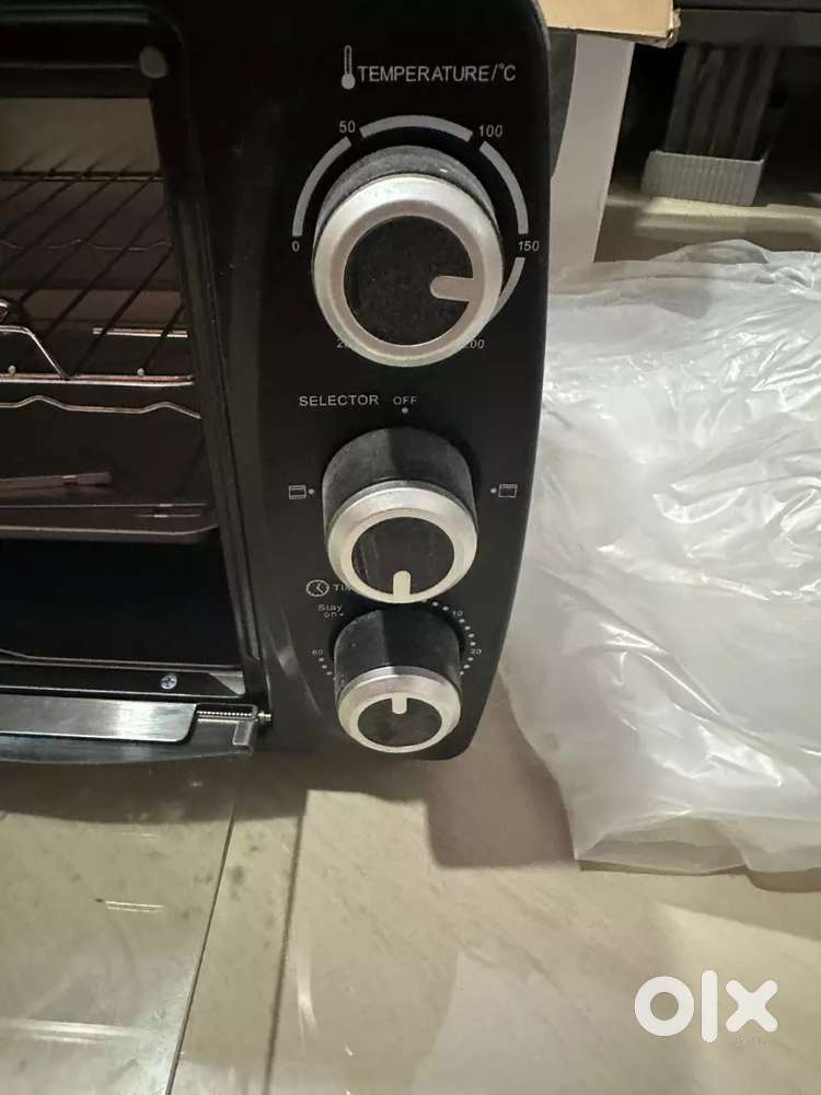 Selling brand new Bajaj Oven Roasted Griller