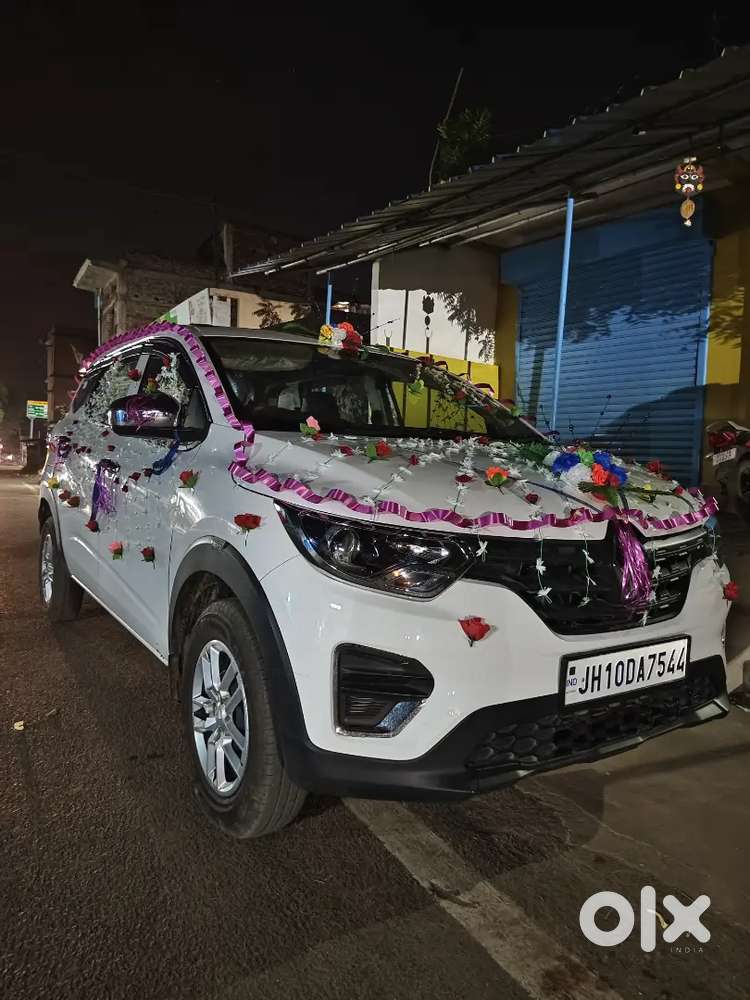 Renault Triber Rent available