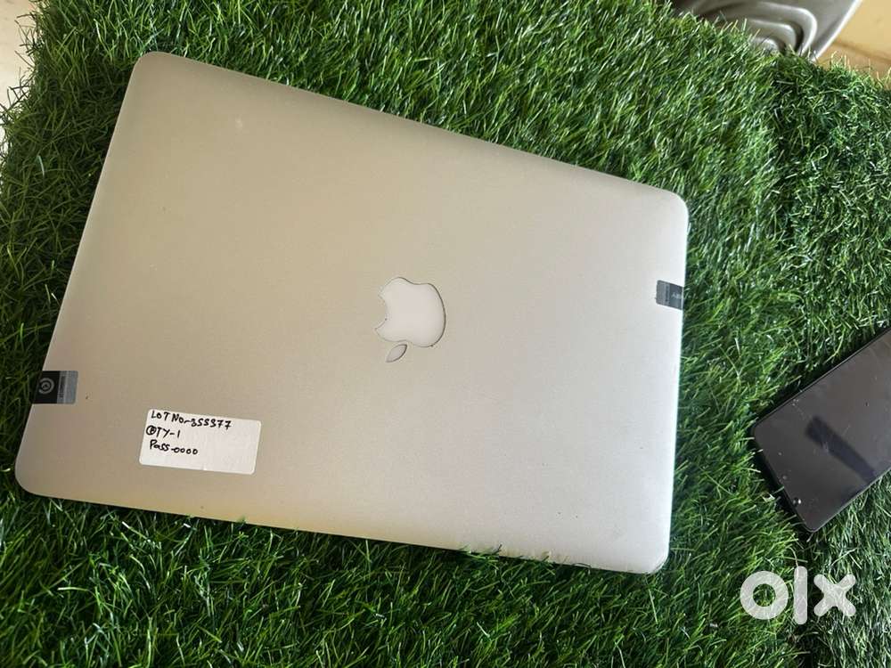 Second hand laptop start only 6999