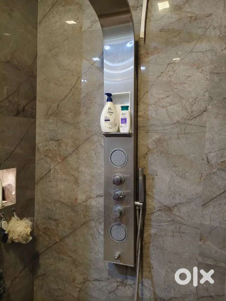 Jaquar shower panel with 6vyrs warranty left