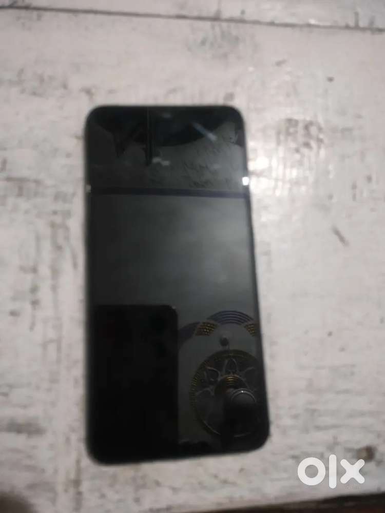 1820 modle 4GB64  Mobile ki condition bahut achhi h