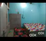 One room ek holl hain