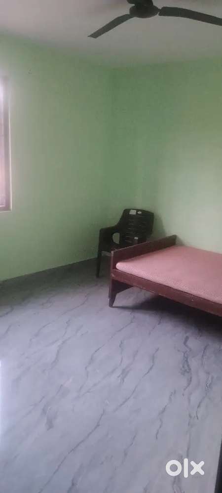 2 bhk and 1 RK Flat available for Family and Bachelors