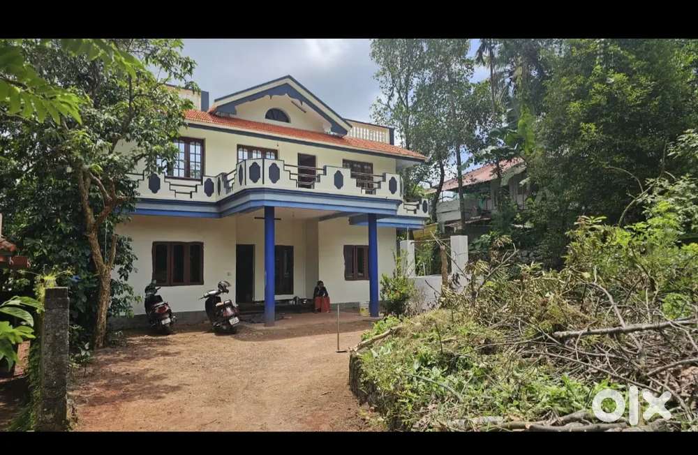 Nearest Cochin Airport distance between 5.km