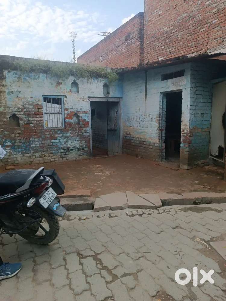 Balaganj mari mata mandir niyer B S D academy school intor looking rod