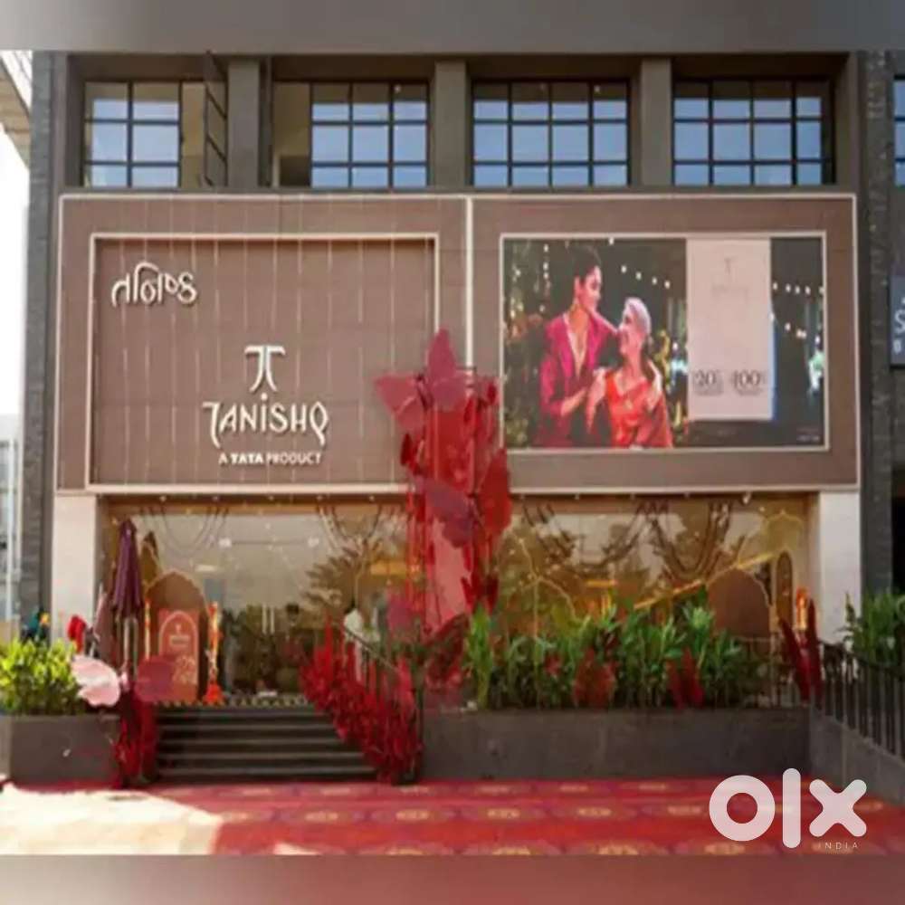 TANiSHQ JEWELLERY में काम करने के लिए अप्लाई करें!