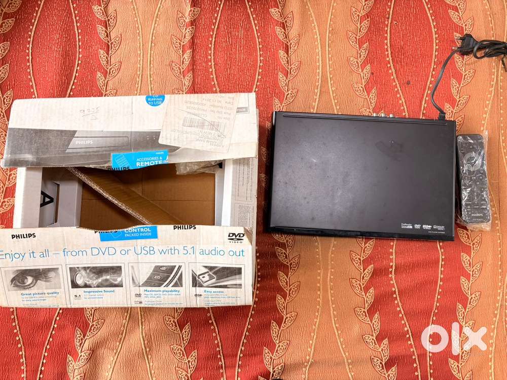 PHILIPS DVD AND USB PLAYER  WITH 5.1