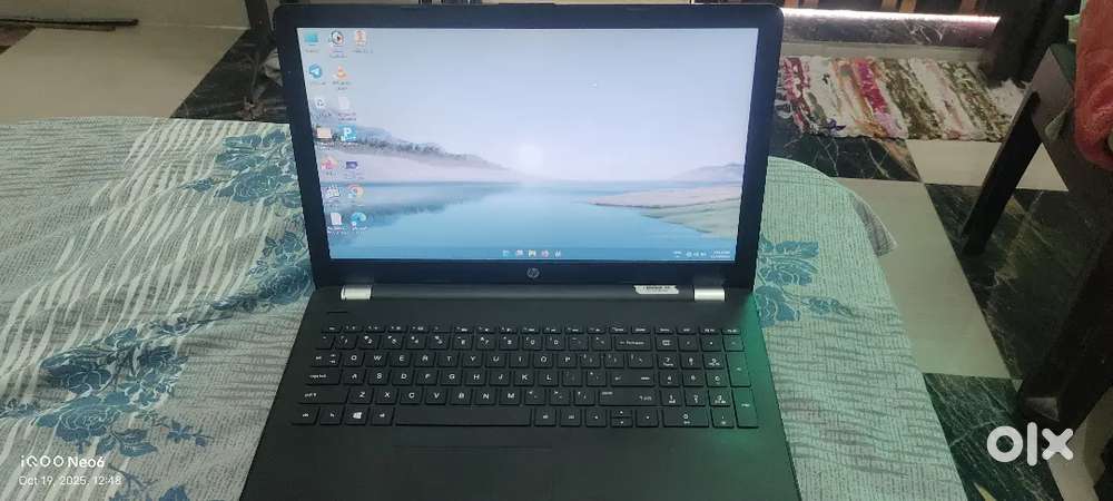 HP LAPTOP BRAND NEW CONDITION WITH CHARGER 256 SD WINDOW 11