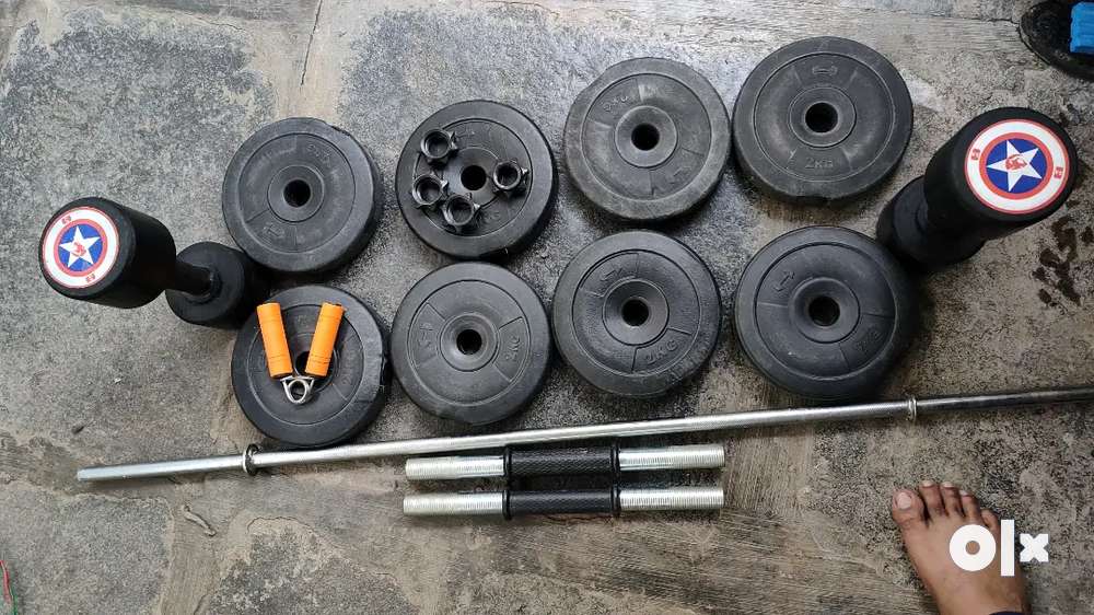 2KG * 2 Dumbells - 2KG * 8 PVC plates - 6 ft rod-  Gym Equipment -