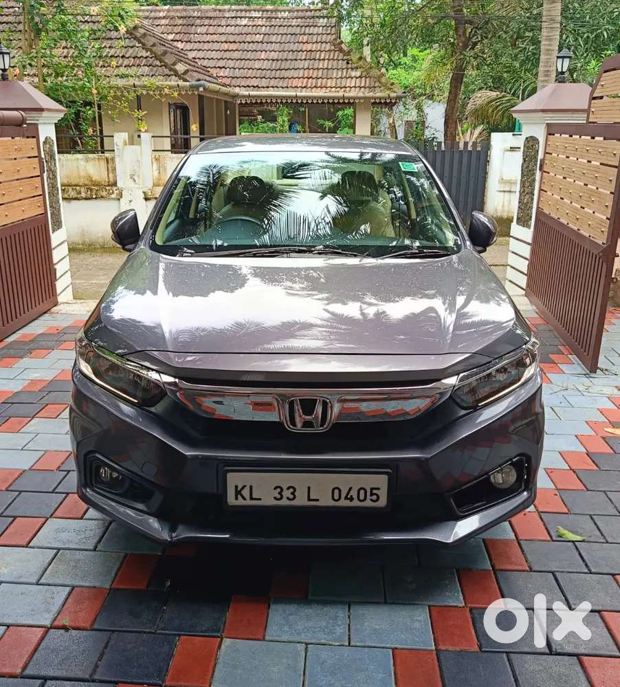 Honda Amaze 2018 Automatic (CVT) Petrol Well Maintained