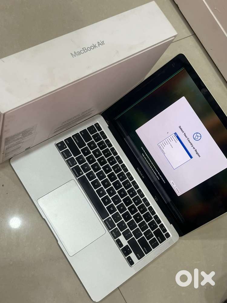Apple MacBook Air M1 8/256 GB 13-Inch New Condition
