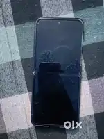 Samsung filip 4 8:128 gb