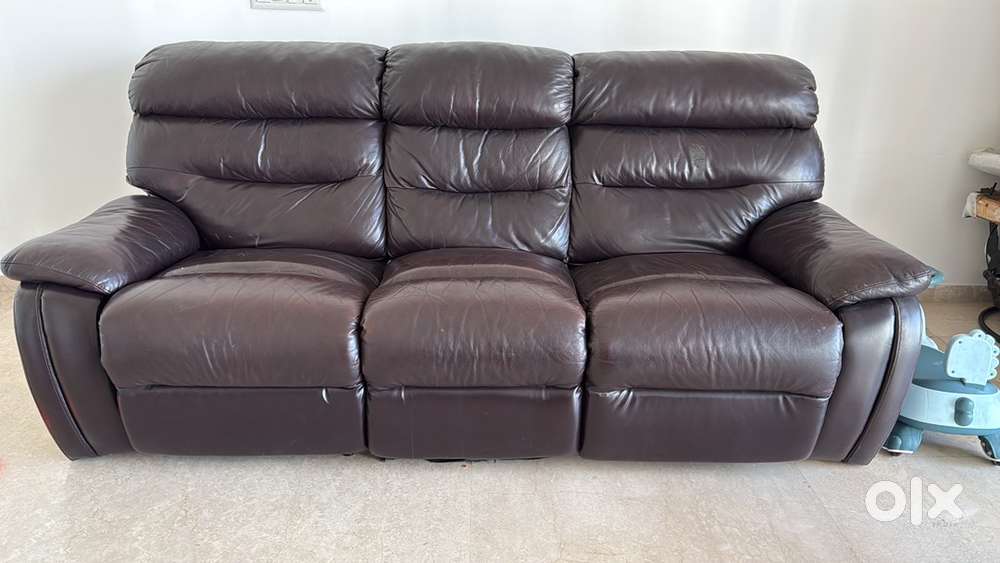 Recliner sofa