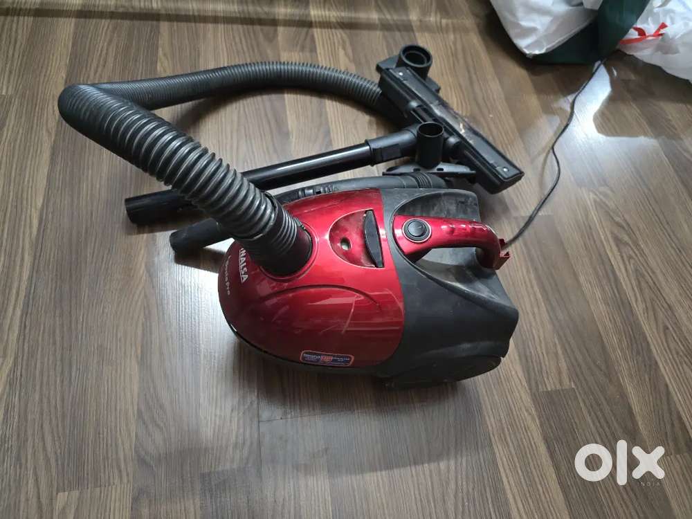Inalsa Vacuum cleaner in almost new condition