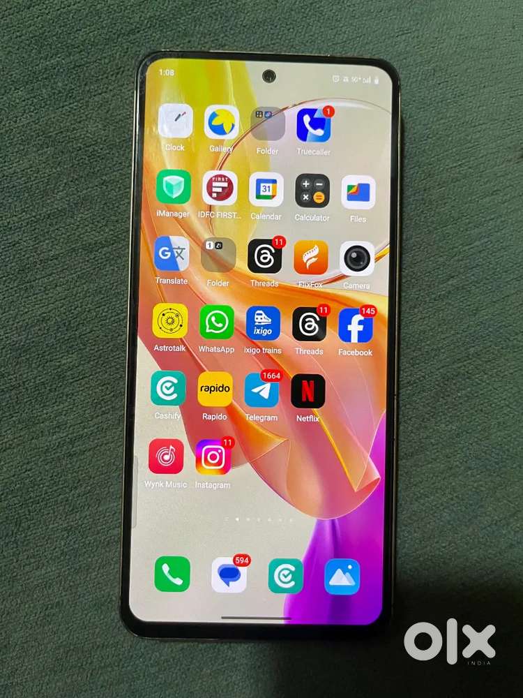 VIVO Y200 5G phone, with BILL and BOX