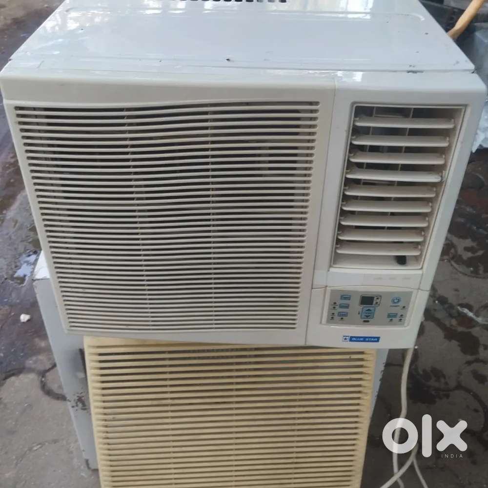 Blue star pauna ton window AC full working