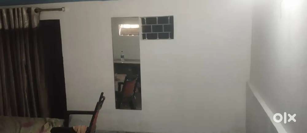 Indipendent room for rent