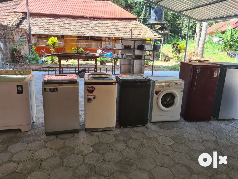 Second hand fridges, washing machines, tv's and ac's for sale.