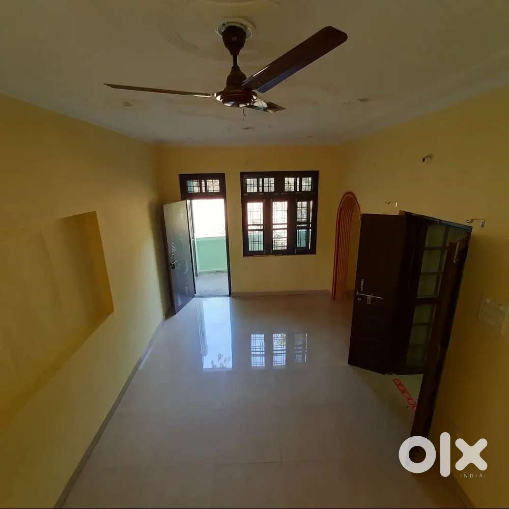 SINGLE ROOM AVAILABLE FOR RENT