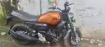 New bike only 900 km driven .